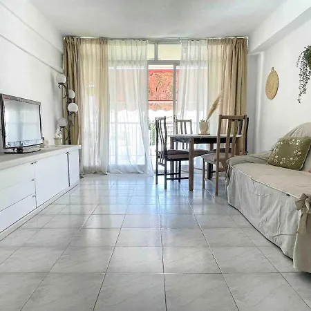 Location With A Pool And Terrace! Apartment Salou
