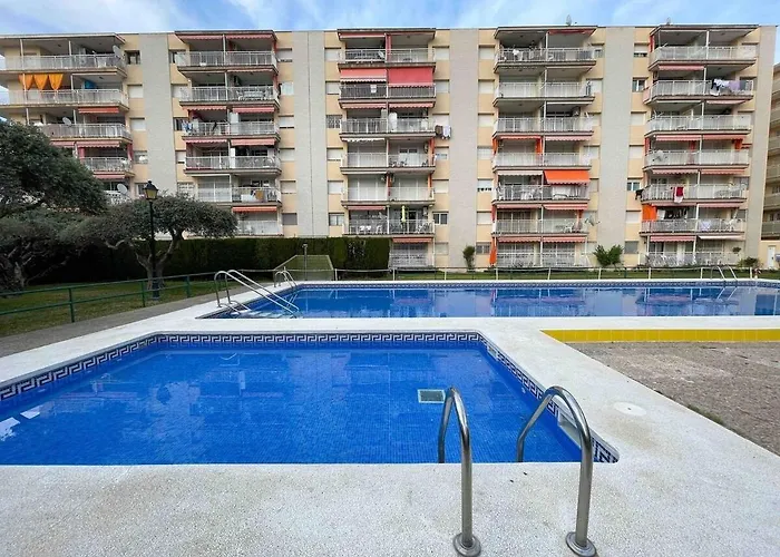 Location With A Pool And Terrace! * Salou